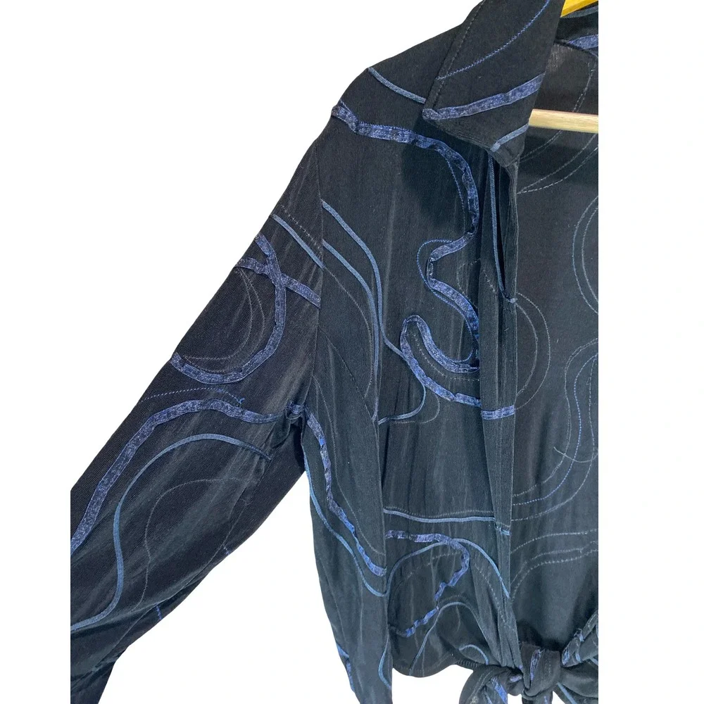 Chicos Travelers Womens Size 2 Black Blue Swirl Ribbon‎ Tie Front Cardigan Top